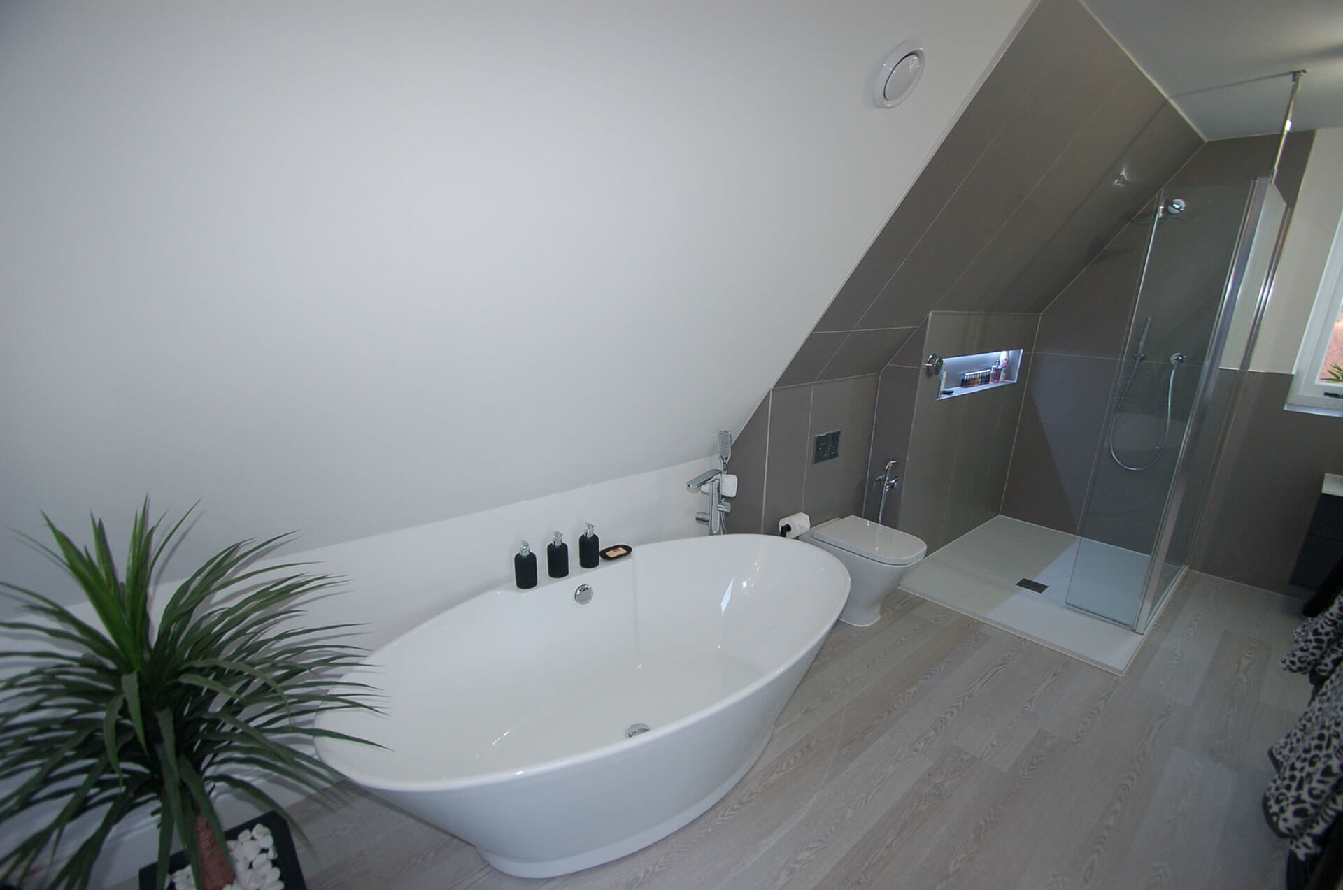 5 Tips to remember when designing your bathroom